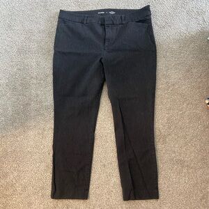 Old Navy Pixie Skinny Gray Pants